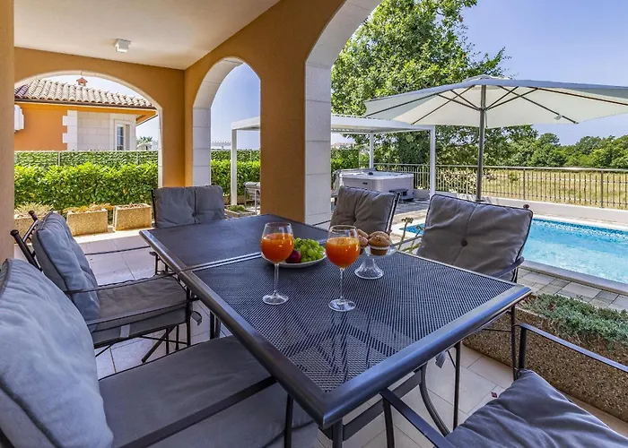 Lotus Elite Estate فيلة *