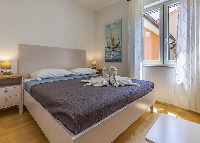 Lotus Elite Estate فيلة بولا