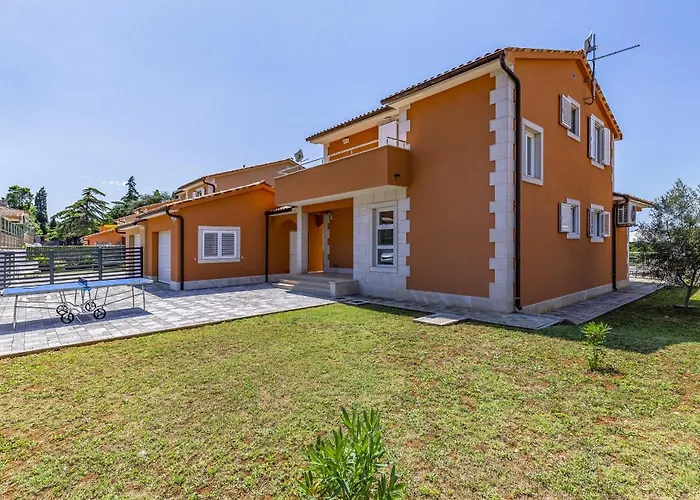 فيلة Lotus Elite Estate *