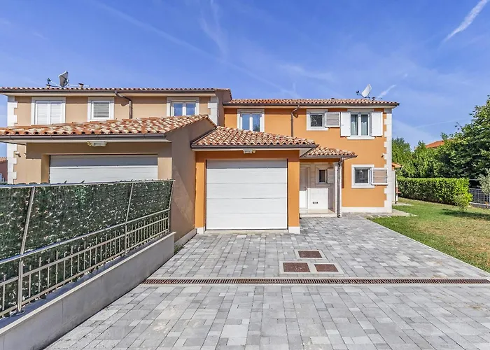 Lotus Elite Estate *